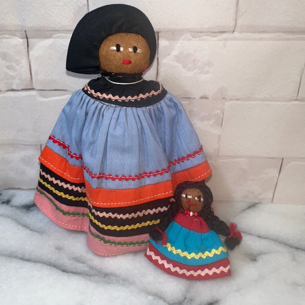 Vintage Seminole 2 Nut Head Dolls Handcrafted Patchwork Native American Folk Art